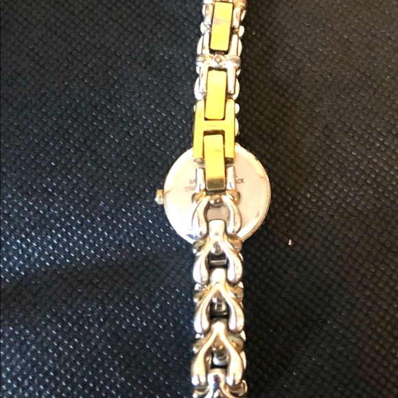 🛍✨️ Women's Armiton Now Diamond Watch✨️ - Picture 10 of 12